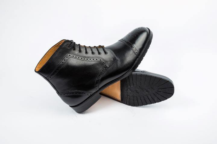 The Birmingham (Black) Sample Studio Shoes