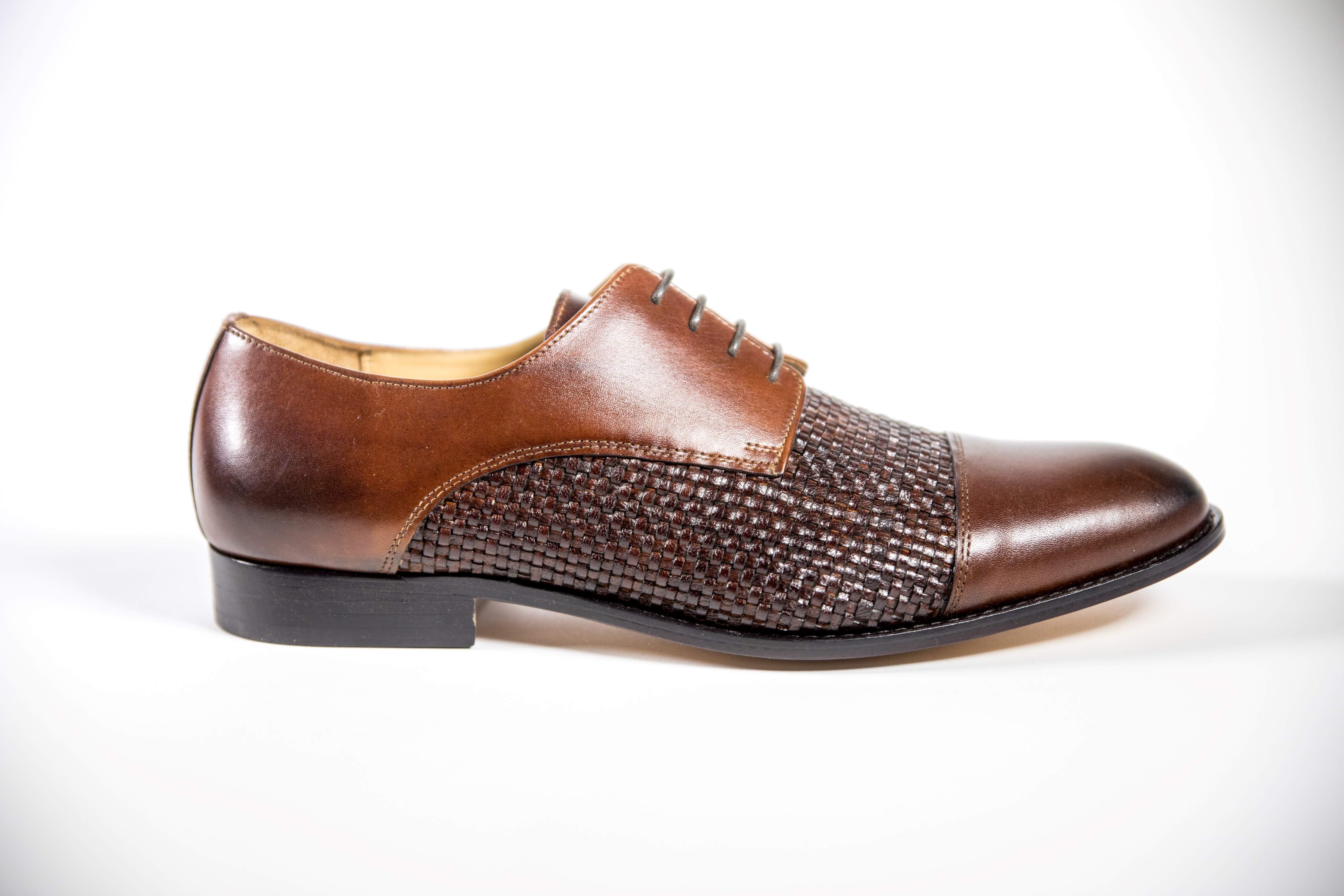 AN Woven Oxford Shoes (Brown) Sample Studio Shoes