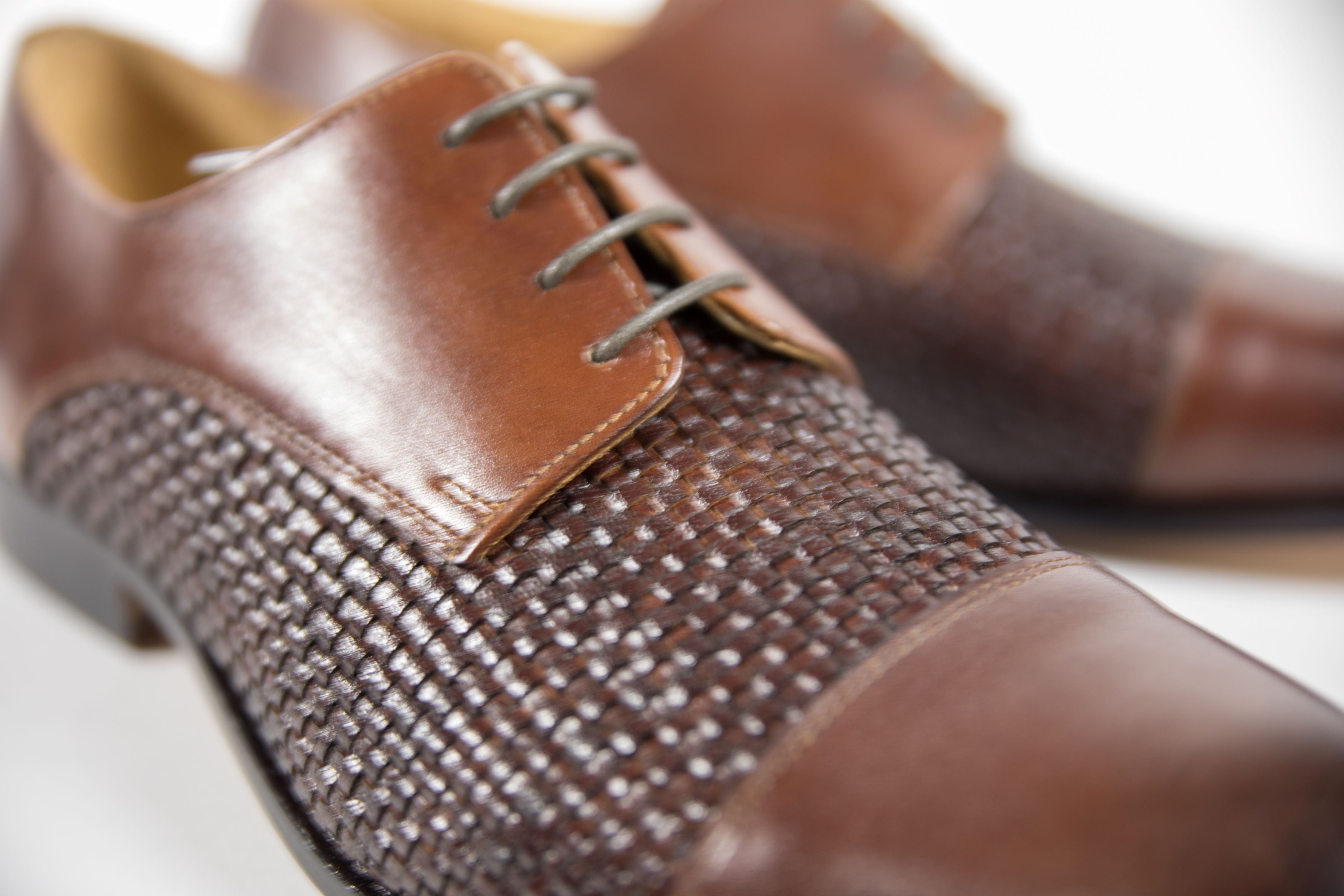 AN Woven Oxford Shoes (Brown) Sample Studio Shoes